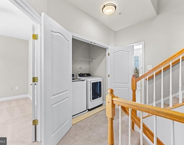 224 N Summit Avenue - Photo Thumbnail 20