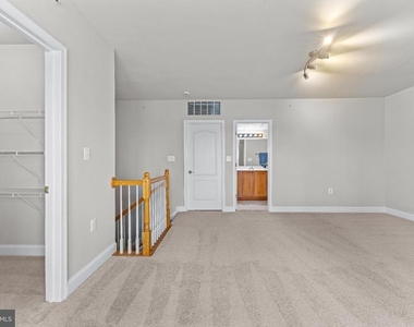 224 N Summit Avenue - Photo Thumbnail 31