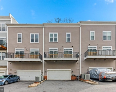 224 N Summit Avenue - Photo Thumbnail 33