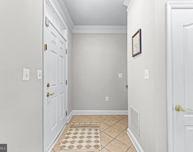 224 N Summit Avenue - Photo Thumbnail 3