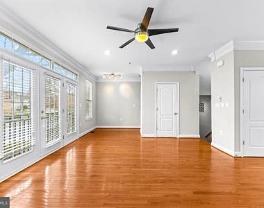 224 N Summit Avenue - Photo Thumbnail 7