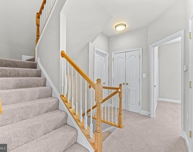 224 N Summit Avenue - Photo Thumbnail 18