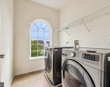 11805 Grey Squirrel Street - Photo Thumbnail 40
