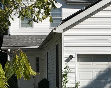 712 Hollywood Avenue - Photo Thumbnail 5