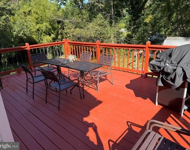 712 Hollywood Avenue - Photo Thumbnail 27