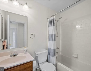 4775 Leyden Way - Photo Thumbnail 6