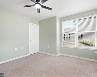 1474 Trafalgar Lane - Photo Thumbnail 26