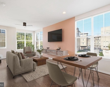 1474 Trafalgar Lane - Photo Thumbnail 6