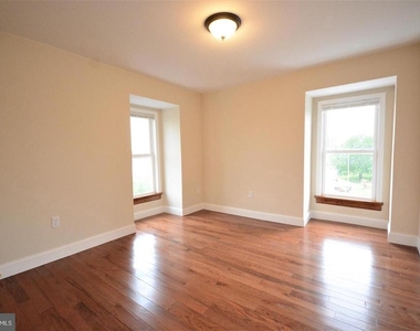 12439 Old Frederick - Photo Thumbnail 5