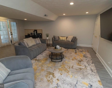 2428 Pimpernel Drive - Photo Thumbnail 3
