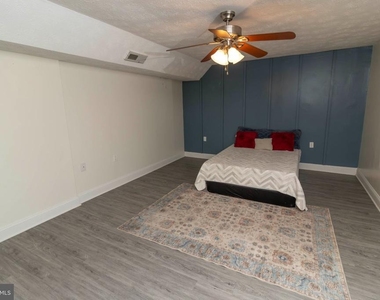 2428 Pimpernel Drive - Photo Thumbnail 12