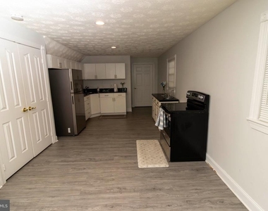 2428 Pimpernel Drive - Photo Thumbnail 8