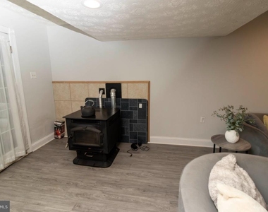 2428 Pimpernel Drive - Photo Thumbnail 4