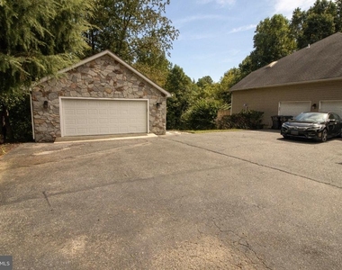 2428 Pimpernel Drive - Photo Thumbnail 28