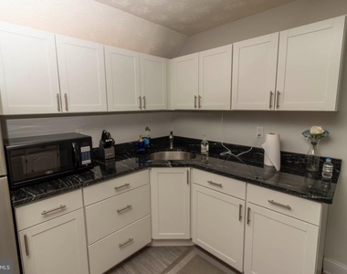 2428 Pimpernel Drive - Photo Thumbnail 6