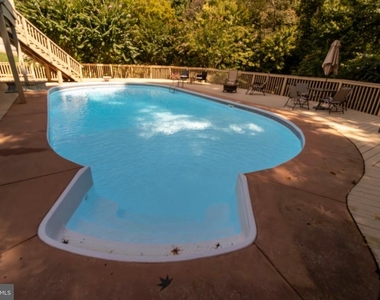 2428 Pimpernel Drive - Photo Thumbnail 18