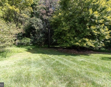 2428 Pimpernel Drive - Photo Thumbnail 20