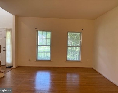 3001 Mandarin Place - Photo Thumbnail 1