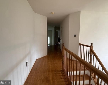 3001 Mandarin Place - Photo Thumbnail 24