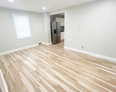 7113 Liberty Road - Photo Thumbnail 20