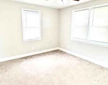 7113 Liberty Road - Photo Thumbnail 11