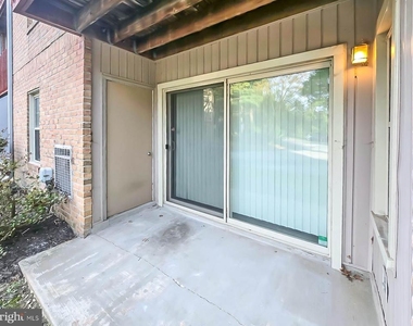 2 Cloverwood Court - Photo Thumbnail 7