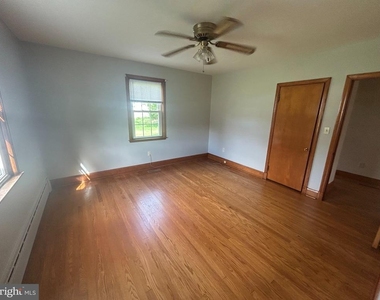 10005 Harford Road - Photo Thumbnail 9