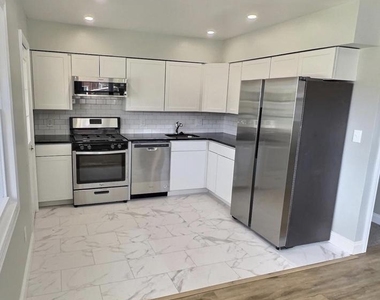 18 Haley Road - Photo Thumbnail 5