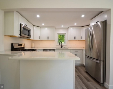 5714 Deer Park Road - Photo Thumbnail 5