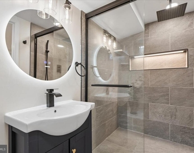 1403 Dartmouth Avenue - Photo Thumbnail 30