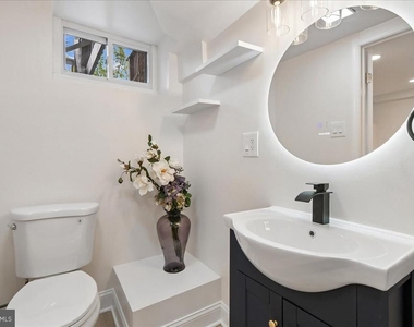 1403 Dartmouth Avenue - Photo Thumbnail 31