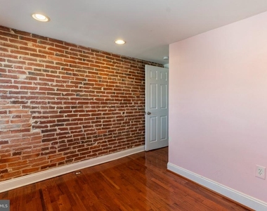 1156 Scott Street - Photo Thumbnail 9