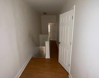 2313 Lauretta Avenue - Photo Thumbnail 17