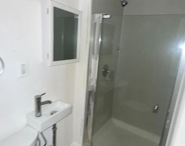 2313 Lauretta Avenue - Photo Thumbnail 26