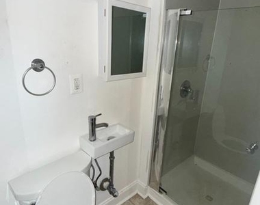 2313 Lauretta Avenue - Photo Thumbnail 18