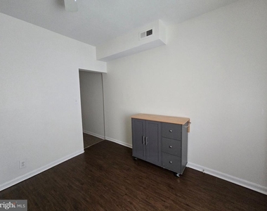 1717 Latrobe Street - Photo Thumbnail 15