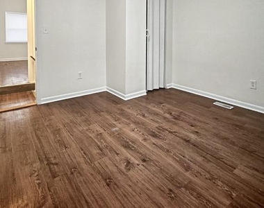 1717 Latrobe Street - Photo Thumbnail 3