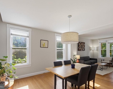 600 W 36th Street - Photo Thumbnail 7