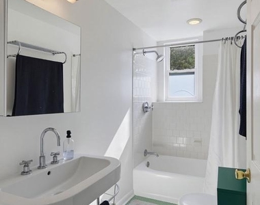 600 W 36th Street - Photo Thumbnail 18