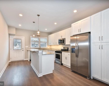 836 Harlem Avenue - Photo Thumbnail 10