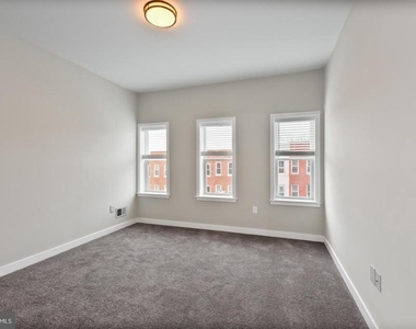 836 Harlem Avenue - Photo Thumbnail 36