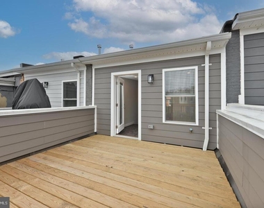 836 Harlem Avenue - Photo Thumbnail 30
