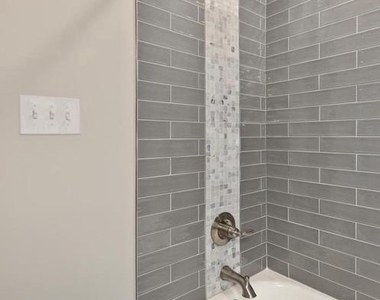 836 Harlem Avenue - Photo Thumbnail 24