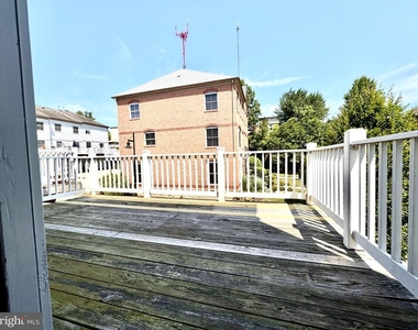 2062 Clipper Park Road - Photo Thumbnail 20