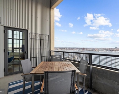 1200 Steuart Street - Photo Thumbnail 31
