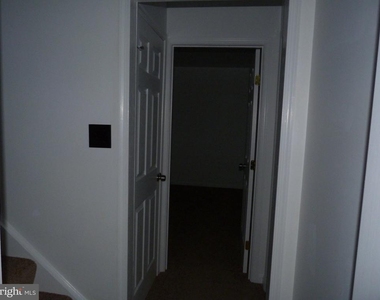 1009 Kensington Way - Photo Thumbnail 17
