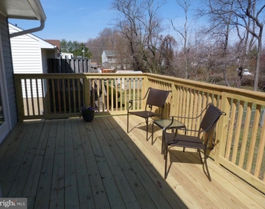 1009 Kensington Way - Photo Thumbnail 1