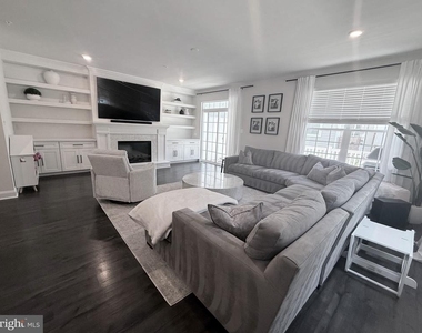 1022 Bluebells Road - Photo Thumbnail 12