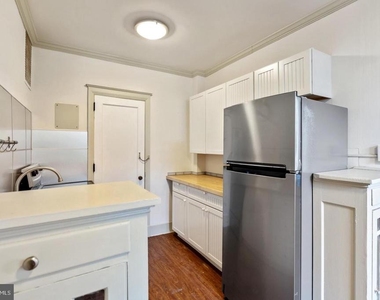 1305 N Broom Street - Photo Thumbnail 10