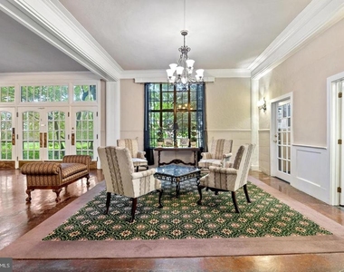 1305 N Broom Street - Photo Thumbnail 6